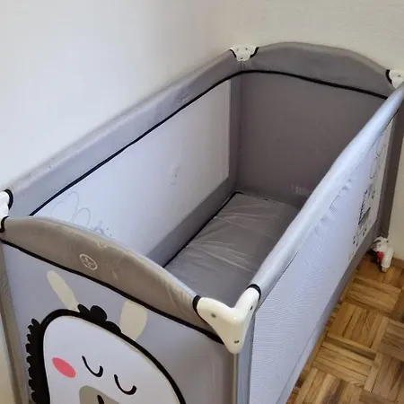 Villa Castanea - Kuca Za Odmor S Bazenom Kukci