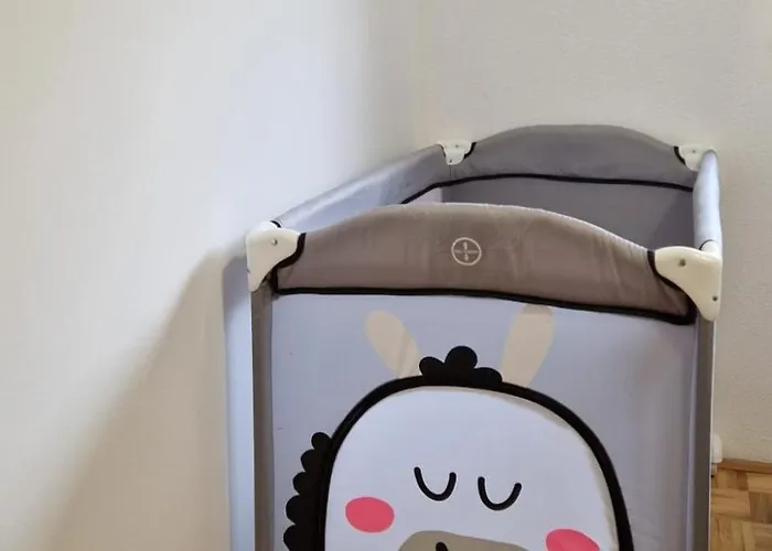 Villa Castanea - Kuca Za Odmor S Bazenom *