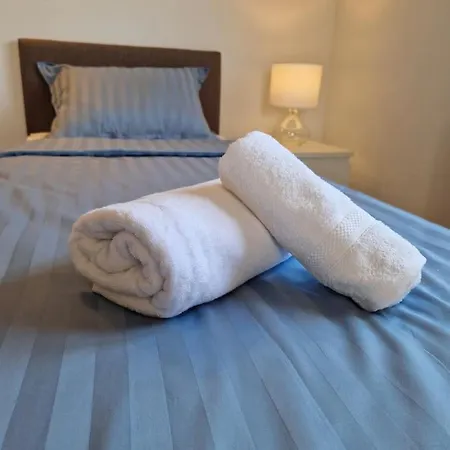 Castanea - Kuca Za Odmor S Bazenom Villa
